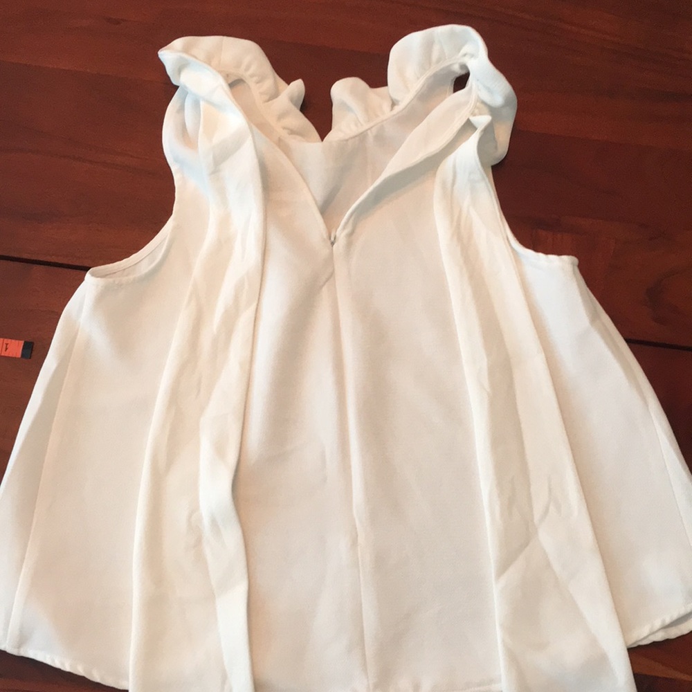 Tuckernuck Mason ruffle neck blouse in cream white  S - Picture 8 of 10